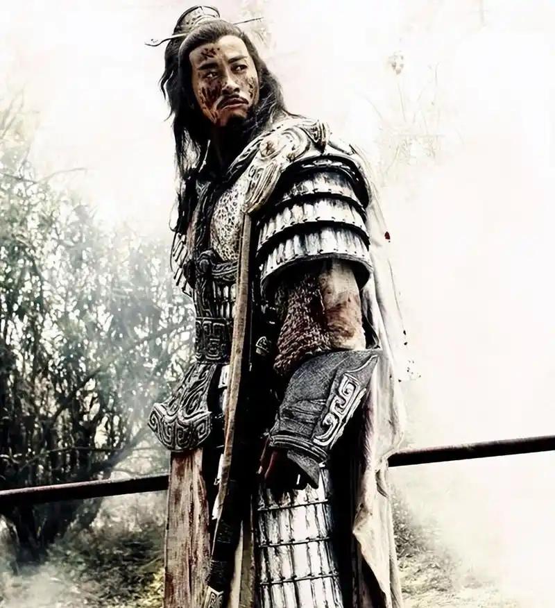 别再只吹项羽勇猛了！彭城绝境翻盘，3万人干翻50多万敌军，何等霸气；垓下兵力翻倍