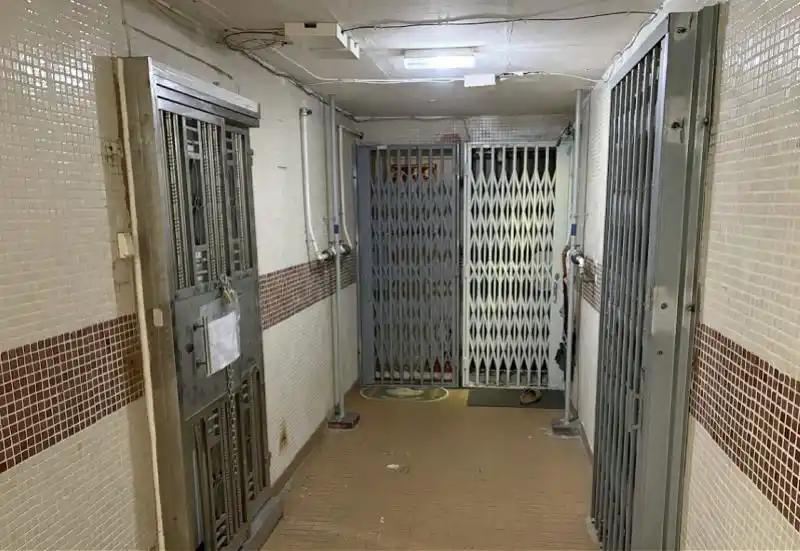 “万万没想到！”9月15日报道，香港，一男子猝死在家中，他的哥哥发现后，没采取任