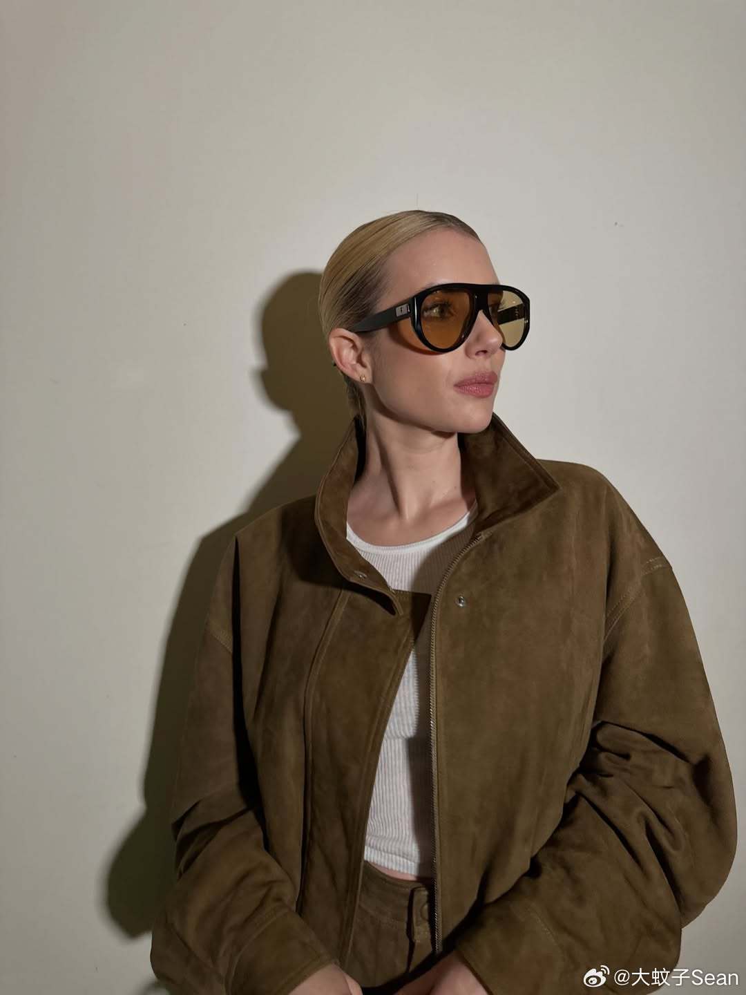 EmmaRoberts艾玛罗伯茨分享：一二月切片，也是衣橱分享