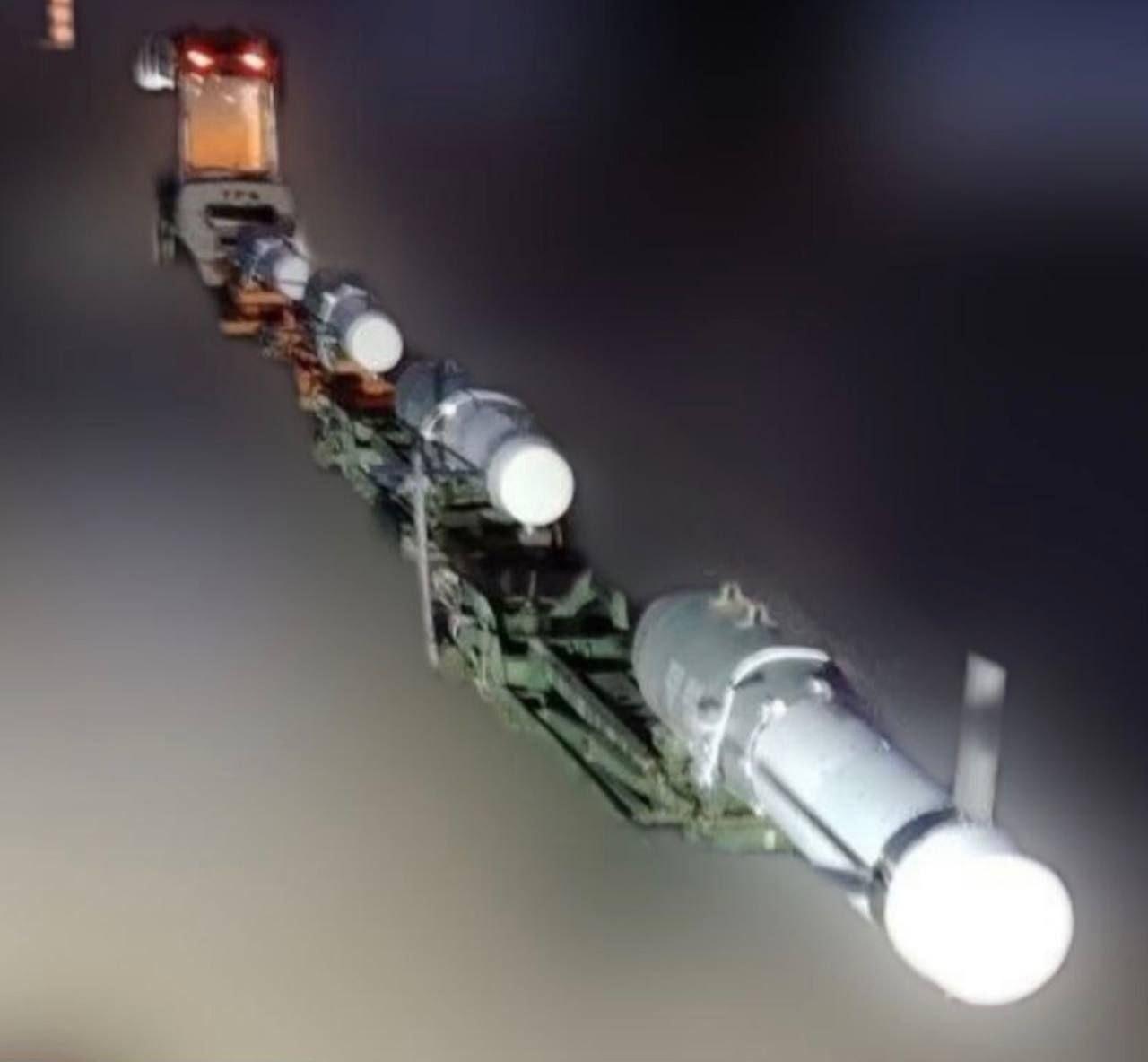 “炸！炸！炸！俄罗斯制造射程400+公里的超级炸弹工厂，面临三个关键技术难题。”