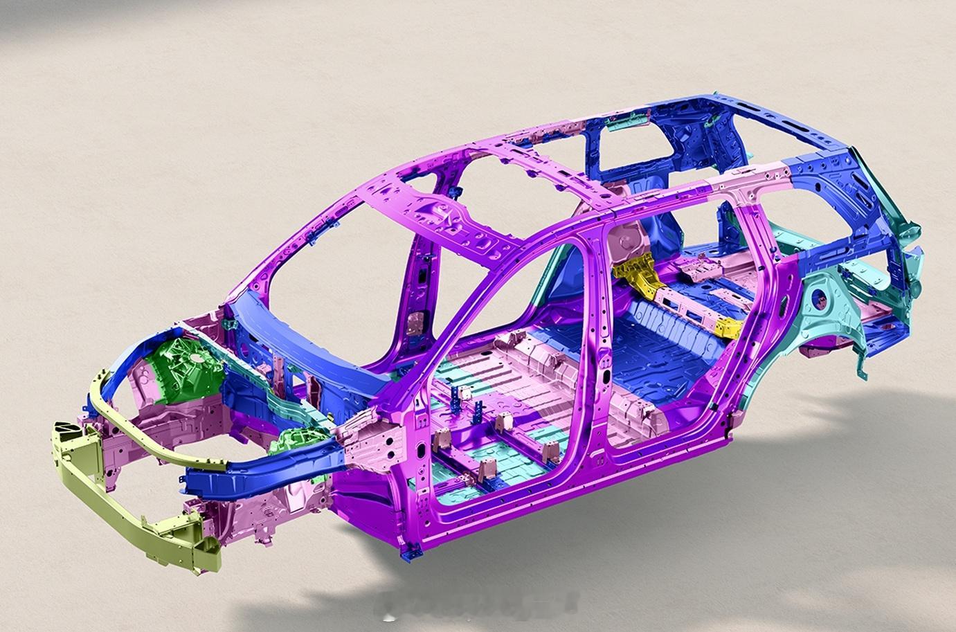 魏V9XbiwV9X这个白车身源于蓝山蓝山的基础数据是432公斤，抗扭刚度28