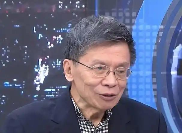 5月16日，台湾名嘴沈富雄说：在国民党里对郑丽文威胁最大的不是赵少康，卢秀燕，侯