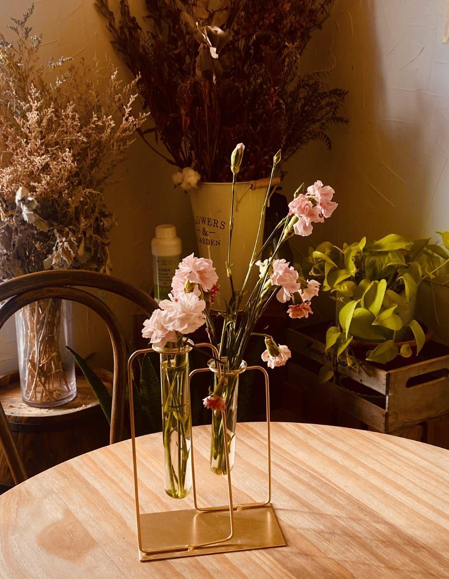 别在体检中心当“冤大头”了。50岁后，扔掉那本厚厚的体检套餐手册。精准筛查，只