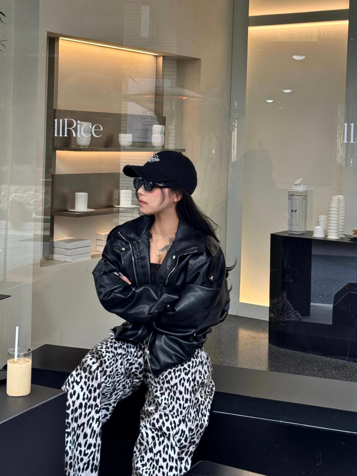 和我的𝗖𝗼𝗼𝗹𝗚𝗶𝗿𝗹～🐈‍⬛🐈‍⬛今日穿搭生活手