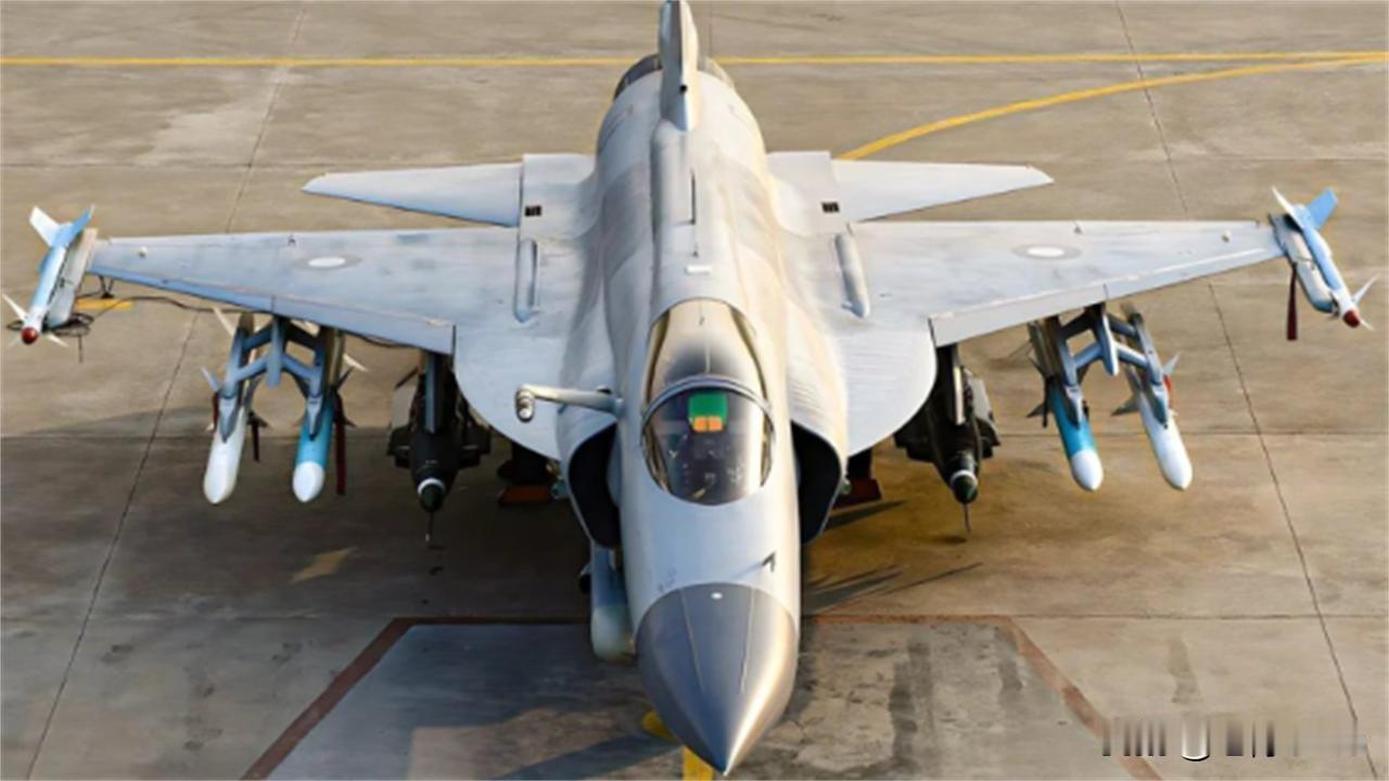 4. 采用歼20同款技术！中国用一战机撬动美垄断市场：中巴联合研制的JF-17