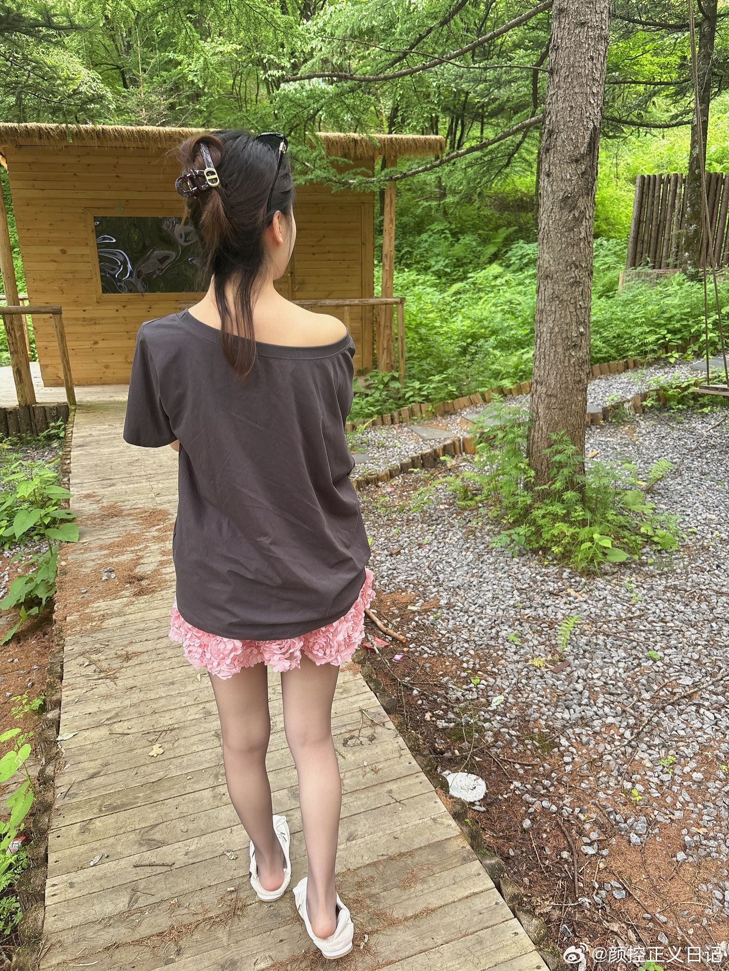玉足专题村花