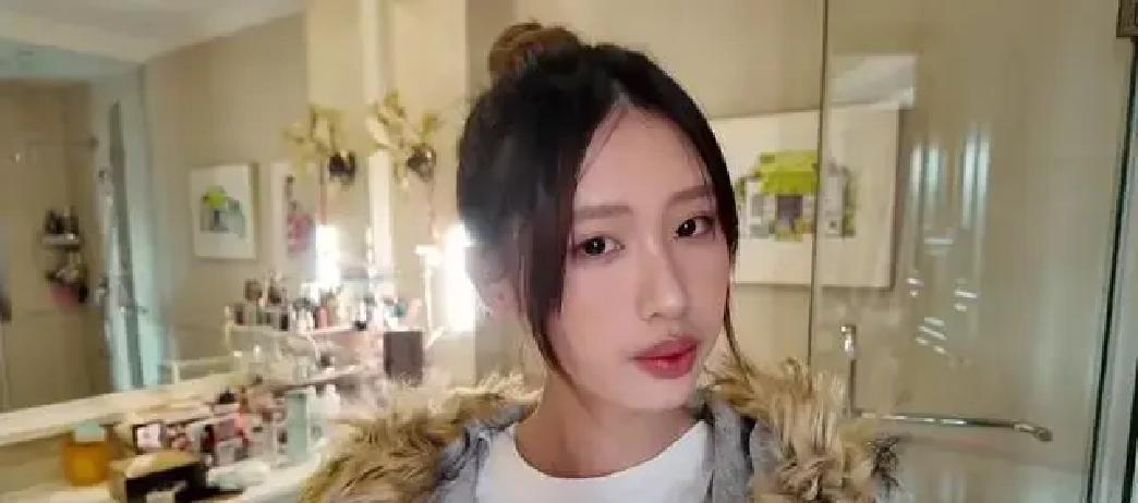 冯小刚徐帆夫妇在北京的500平豪宅里养娃，卫生间大到让人怀疑卧室是不是偷工减料了