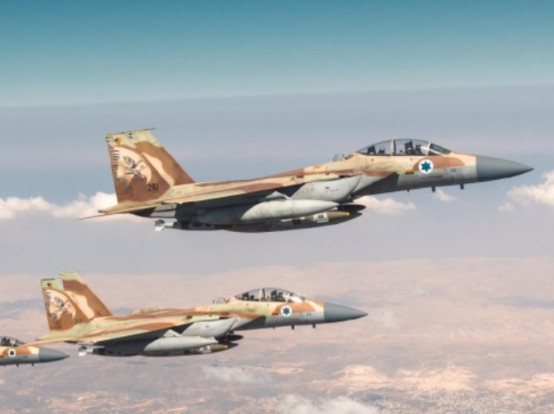终于明白了，以色列空军为什么炸得这么精准！以军F-15重型战机，不仅没有使用巡航