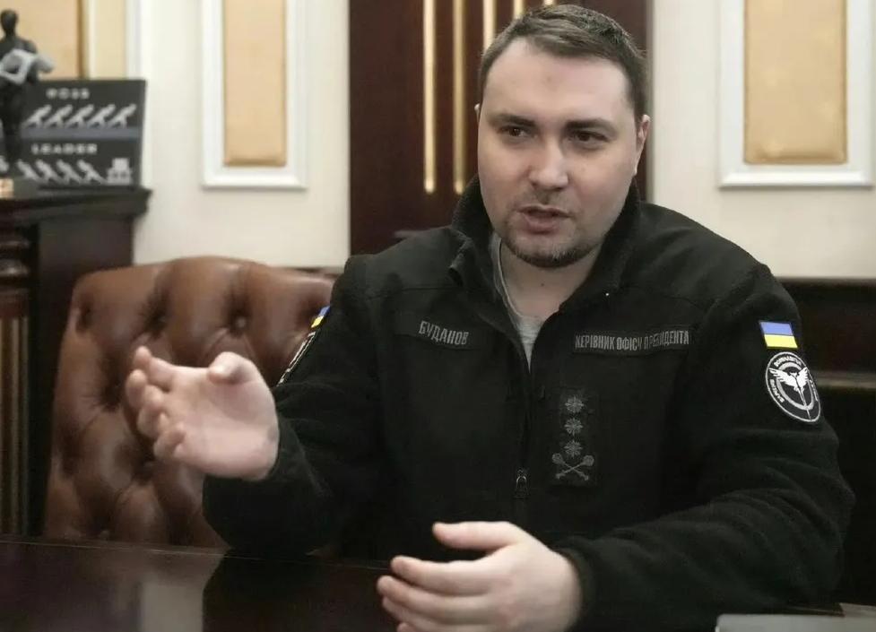 乌克兰情报总局局长布达诺夫表示，乌克兰不会有人同意失去哪怕一寸领土。可是现在乌