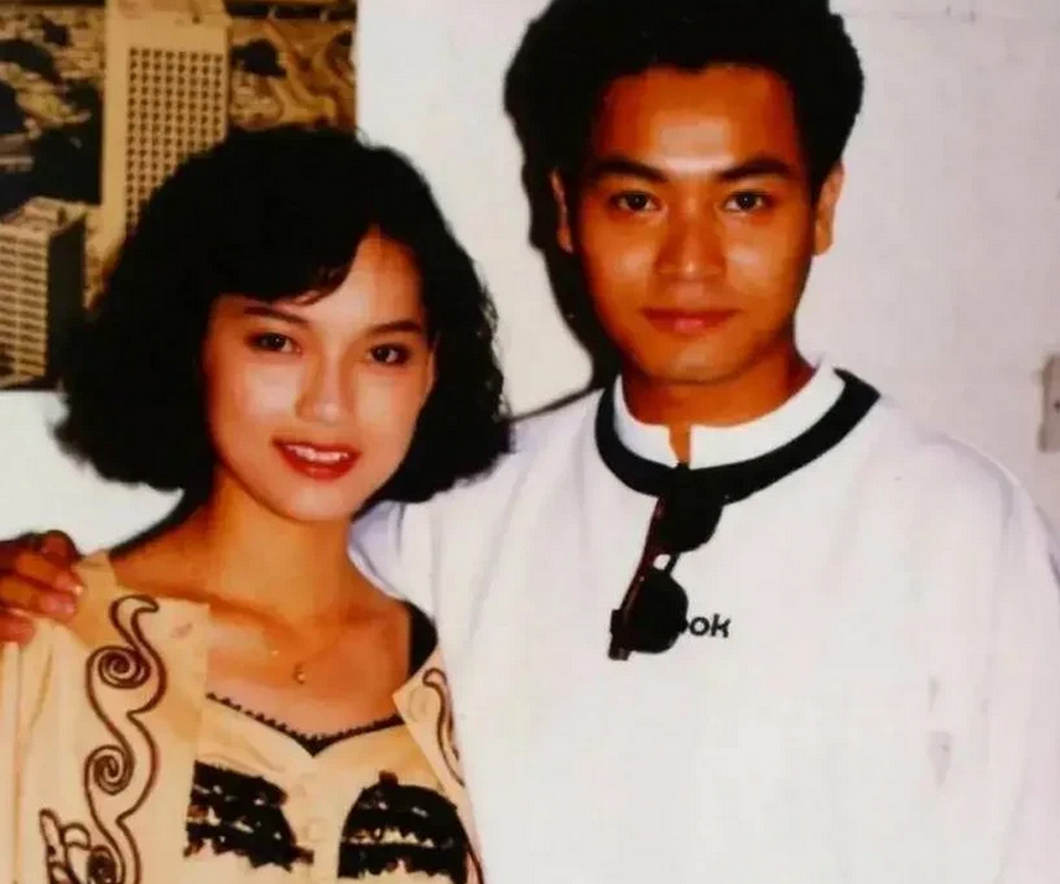 1997年，贫穷的郭晋安，向相恋4年的女友刘小慧求婚。没想到，刘小慧直接拒绝！转