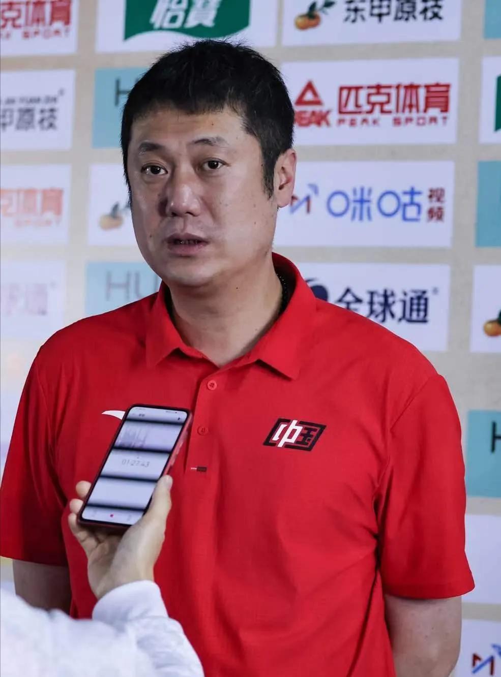 通过世界女排联赛，可以看出中国女排存在三大问题，亟待赵勇解决：一是起伏很大！从几