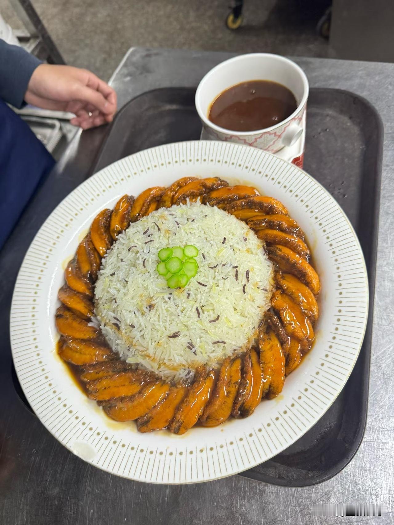 这也太漂亮了吧！今天朋友朋友说带我去吃个漂亮的饭，我说什么漂亮饭，再漂亮不也