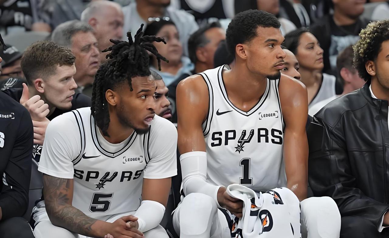 文班统治级表现！马刺115-102轻取黄蜂，全能数据太炸了！兵不血刃，马刺