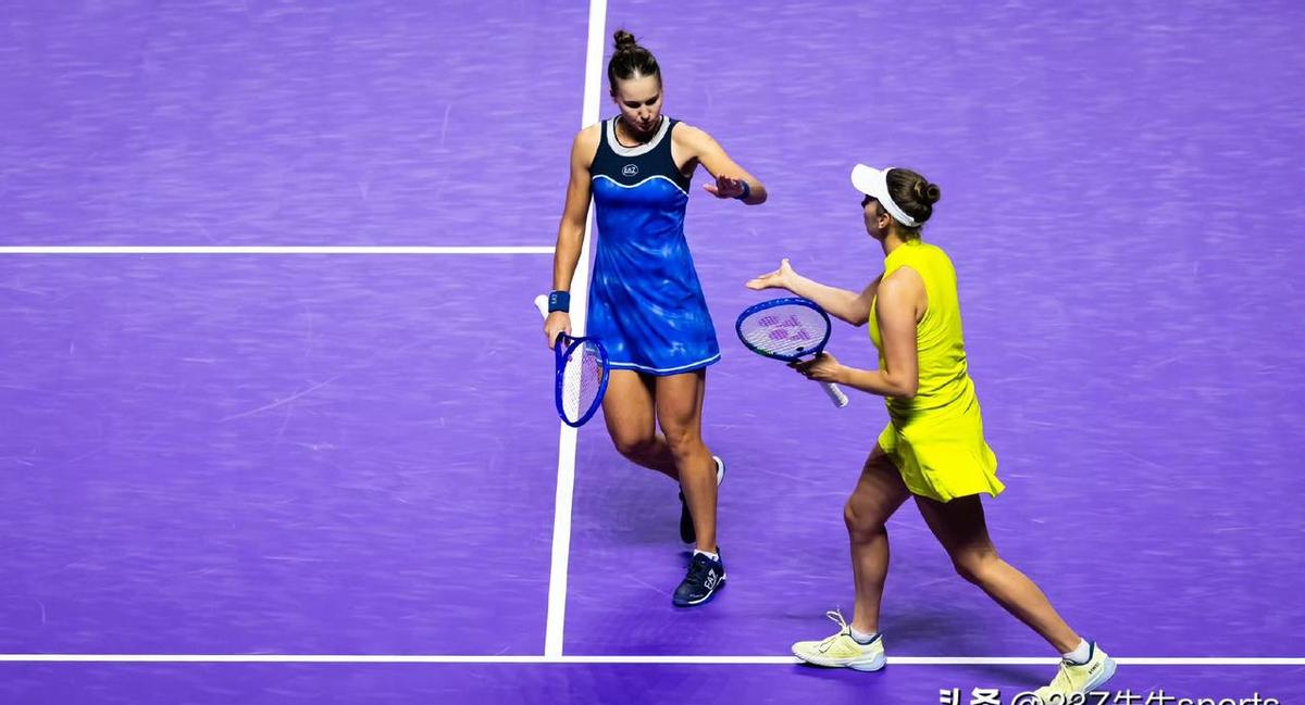 库德梅托娃和梅尔滕斯，不靠运气，靠的是老辣。小组赛掀翻头号种子，半决赛再干掉二