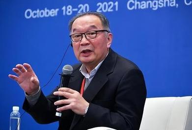 三农专家温铁军一语惊人：“想让农民有幸福感，其实很简单，不要把农民需要的资源都搬