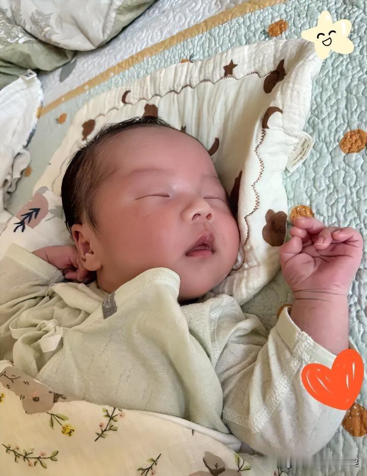 腊八出生的宝宝还没满月，公公天天催回老家过年，没暖气的老家，真的敢带新生儿回吗？