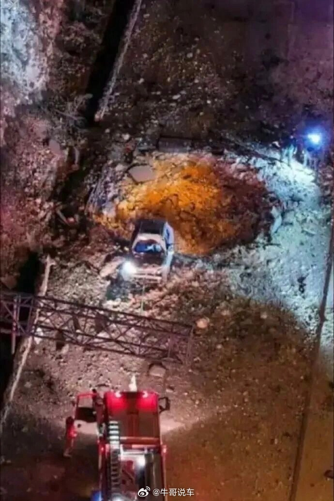 图二的时候也是大量借势营销，图一也拿出来做广告真觉得没必要