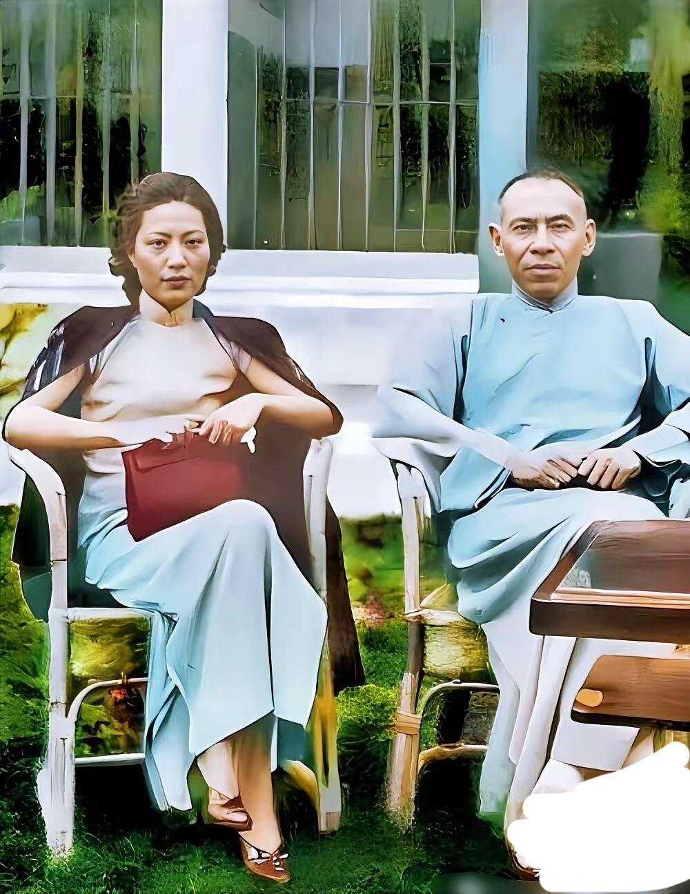 1937年，民国“十大美女”之一的孟小冬去看望闺蜜姚玉兰，夜里与她同床而睡。谁料