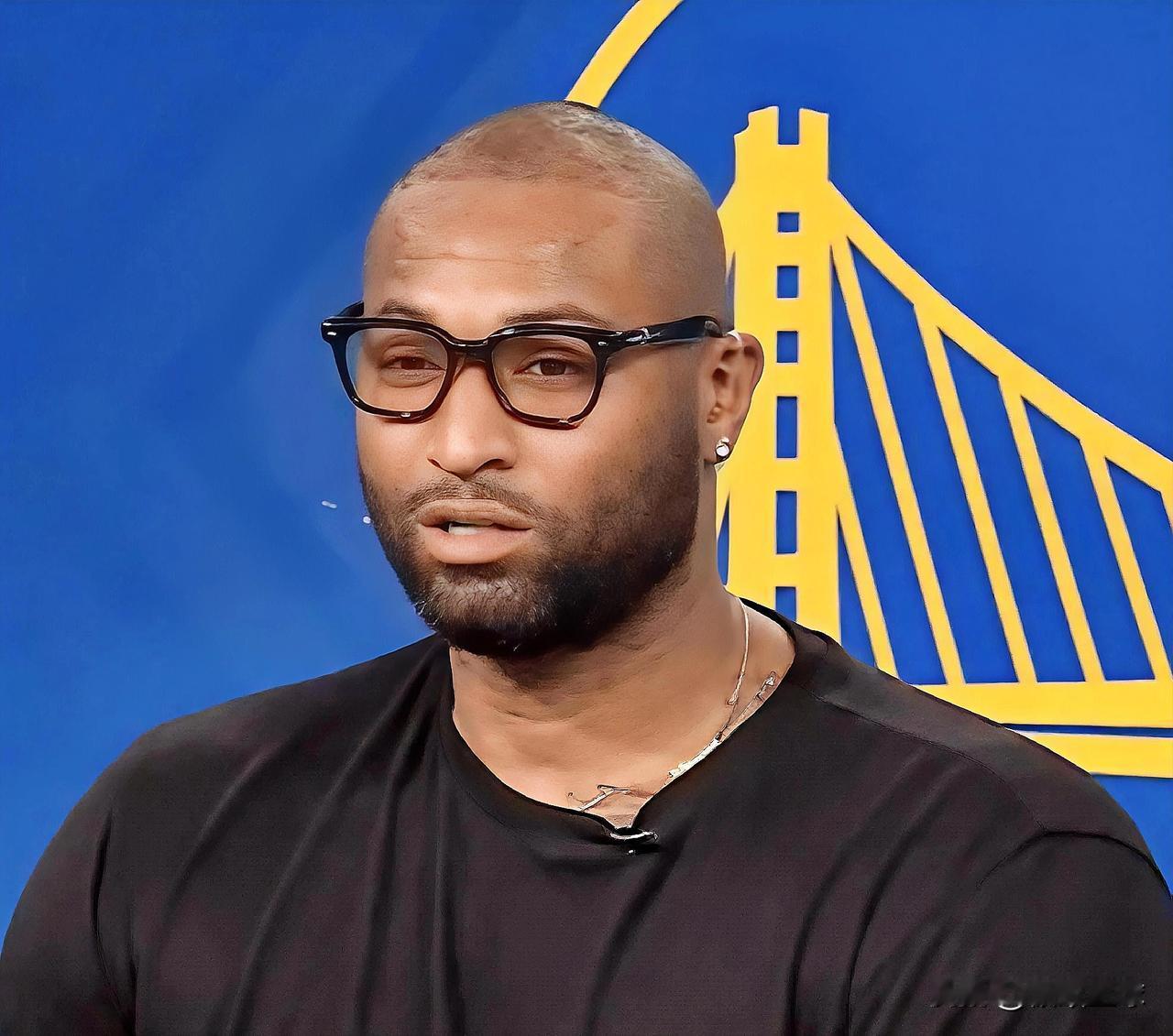 前勇士球员考辛斯所言极是啊！虎扑01月21日讯今日，考辛斯在一档节目中谈到