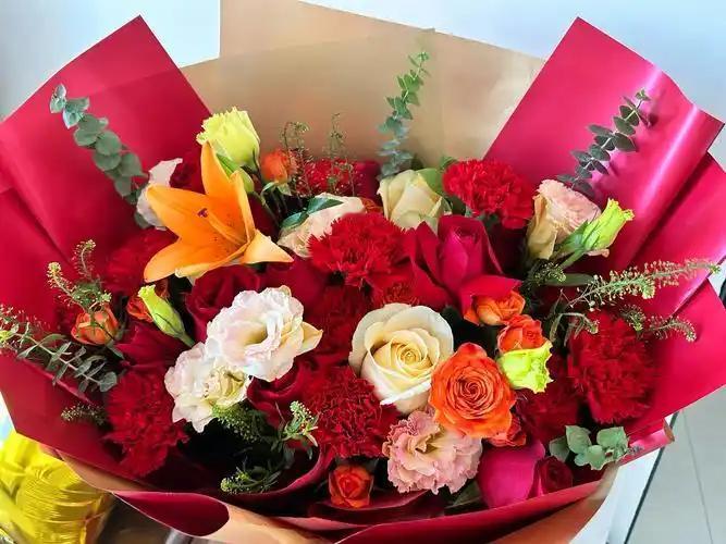 路遥知马力，日久见人心