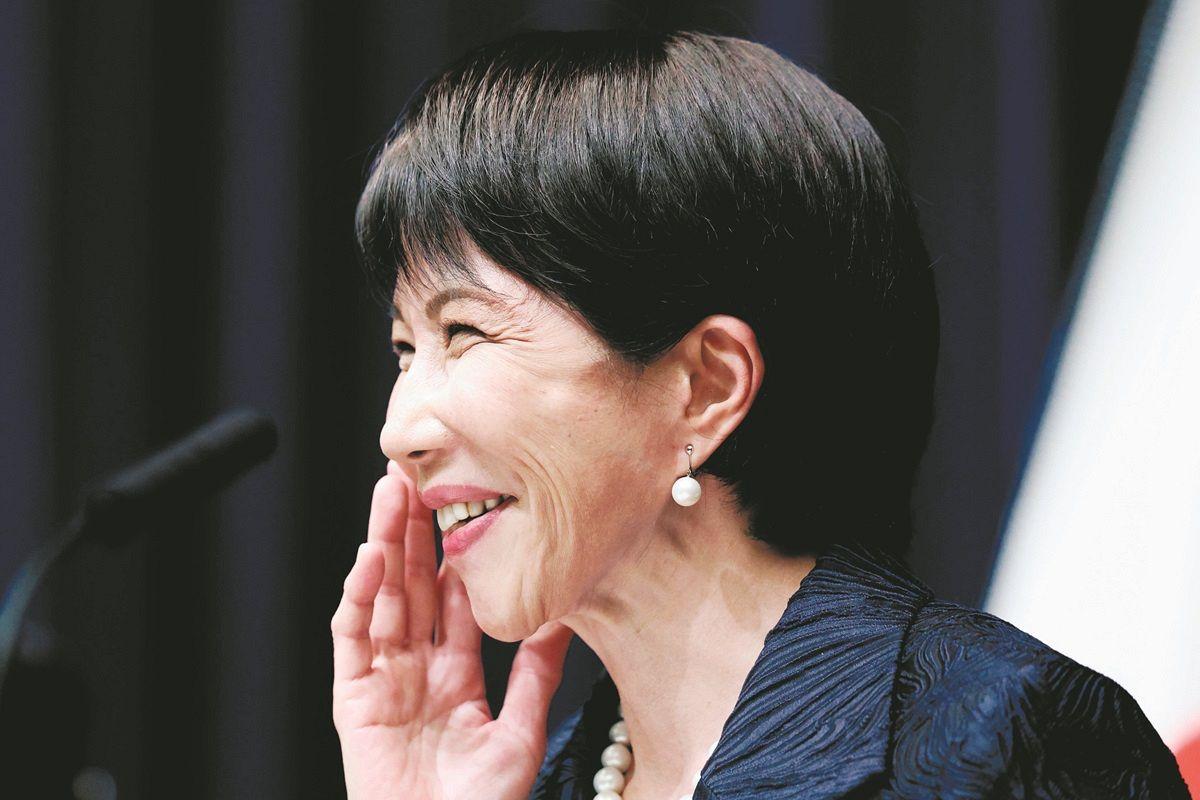我觉得日本这段时间是真的有点绷不住了。不是因为谁在骂它,是因为它发现,想靠"装糊