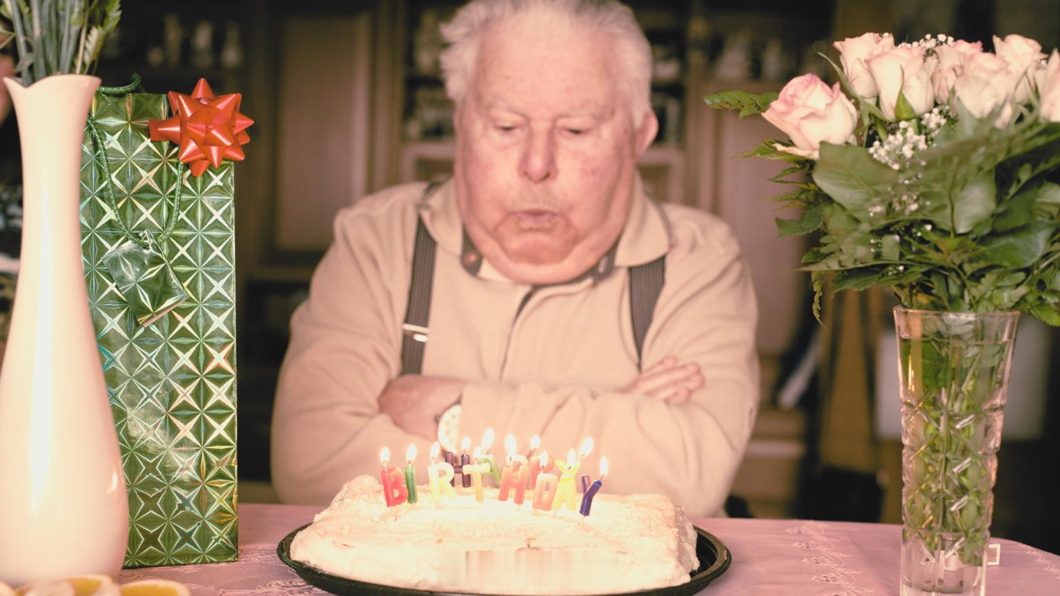 健康知识动态研究发现长寿的关键不只是饮食和运动长期以来，人们普遍认为健康饮食