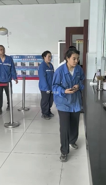 看他们走路无力眼神无光，就知道绝对是个好厂。