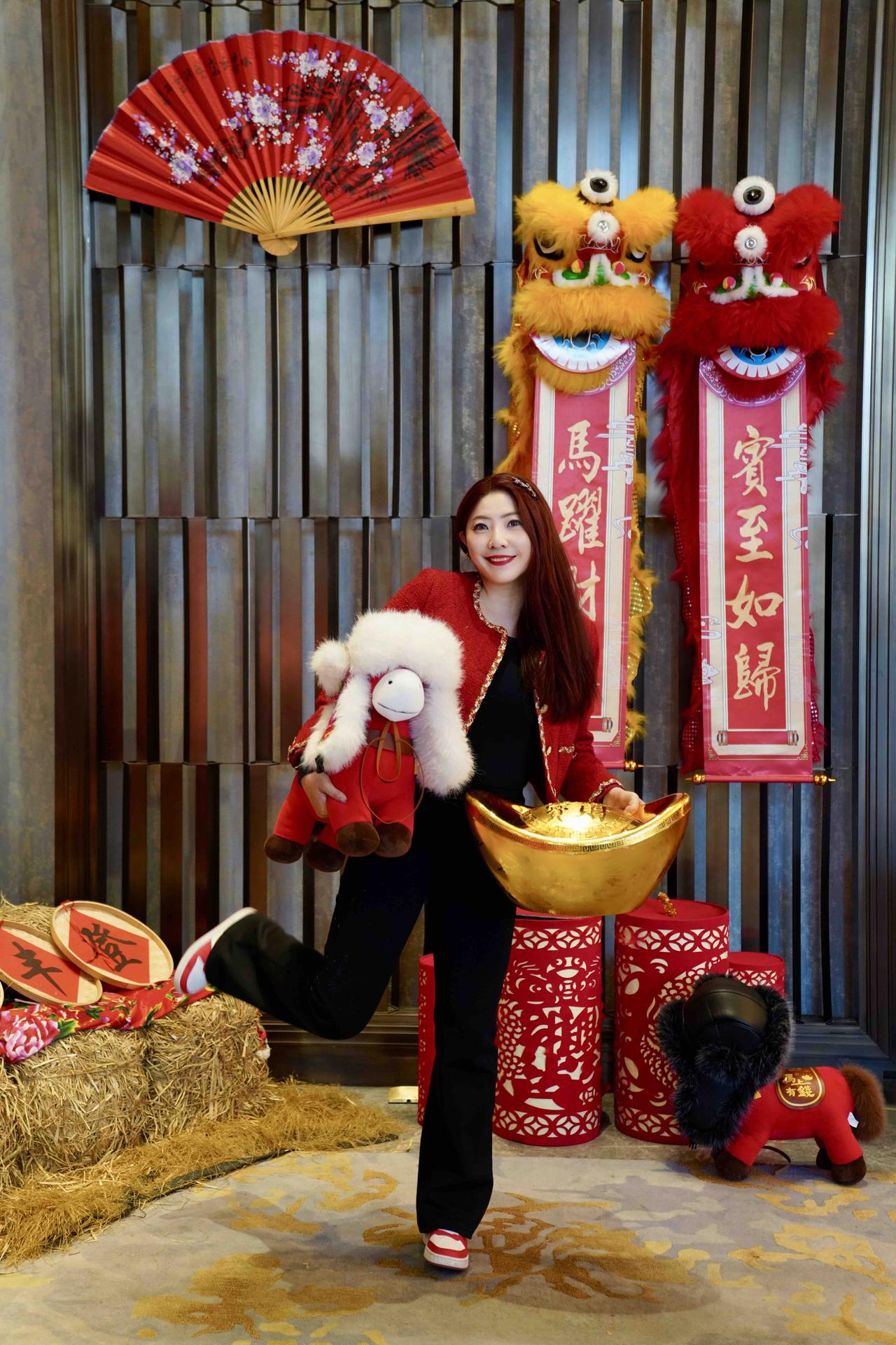 除夕到新年即将破晓㊗️所有家人，亲朋好友们2026马上有福，万事顺意。