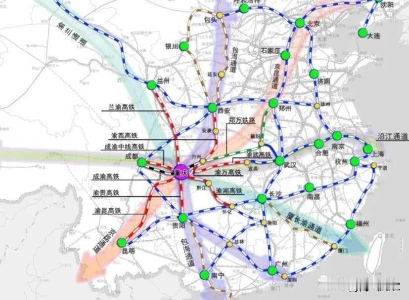 重庆市正在发展三大高铁枢纽，西部无疑是重庆，东北是万州，东南是黔江，三足鼎立，霸