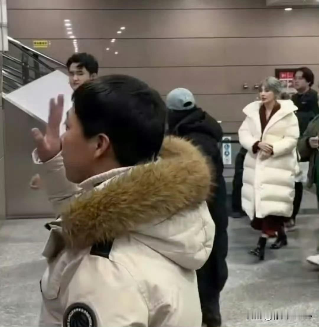 1月26日，张雨绮小品节目被删除！张雨绮已经录制好的小品节目因个人舆论被网友抵