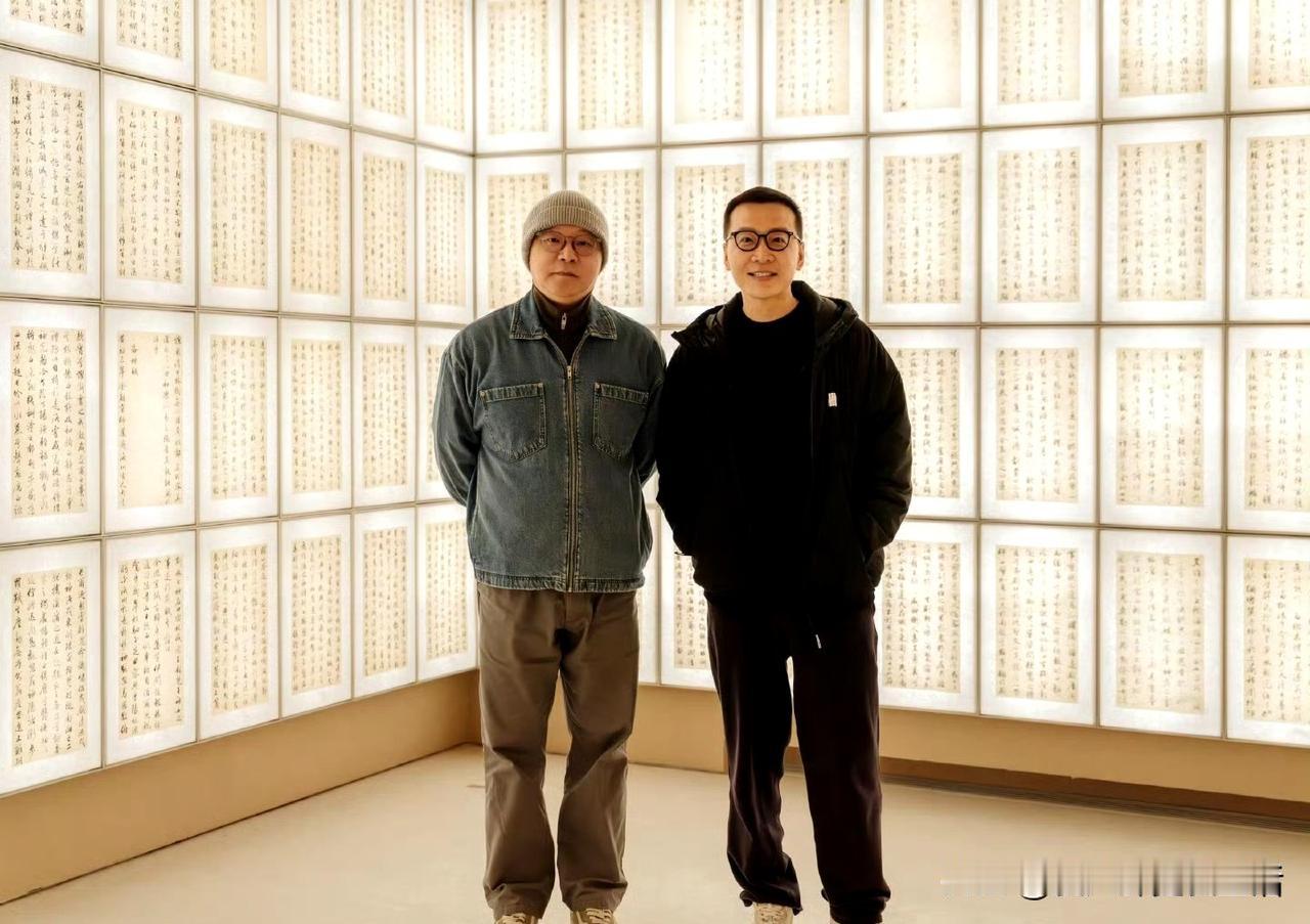 窦唯遇见了最懂他的男人！窦唯刚刚完成了他在阿那亚的第三场演出。还是熟悉的配方，