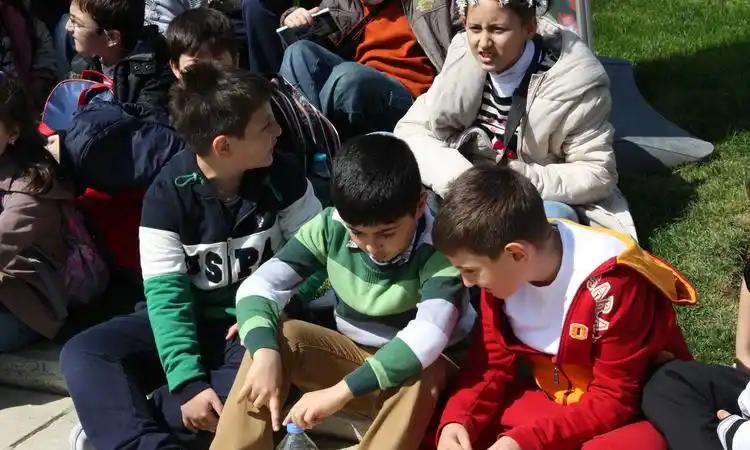 土耳其新版中学教材马上就要投入课堂，课本里一张地图直接把我国新疆、西藏、青海、甘