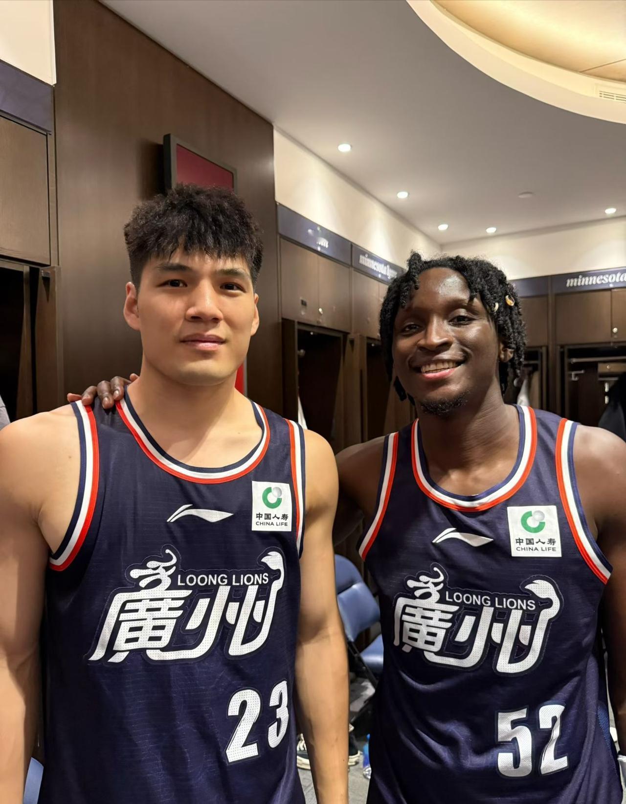 太欺负人了[笑着哭]，广州106-76大胜四川，一战打出了2个无可争议的事实！