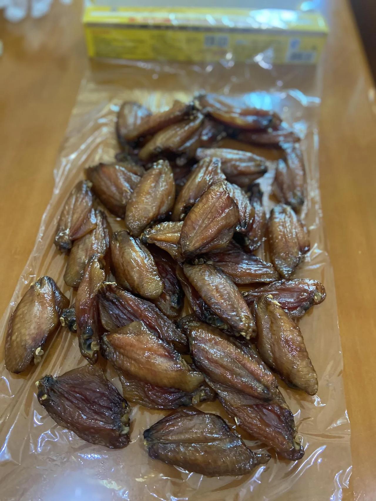 腊鸡翅，2斤晒出一斤，外面卖88元，真的不贵了