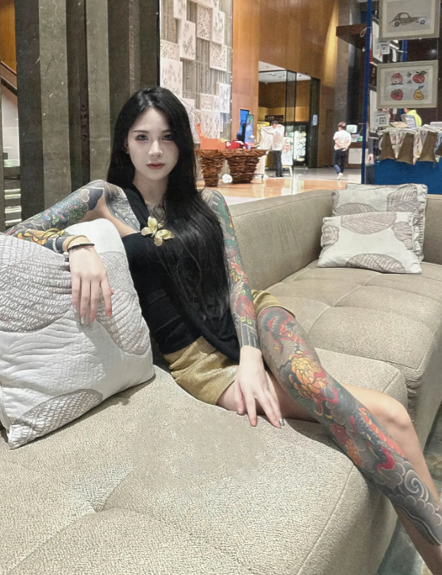 你们会找纹身女孩做老婆吗