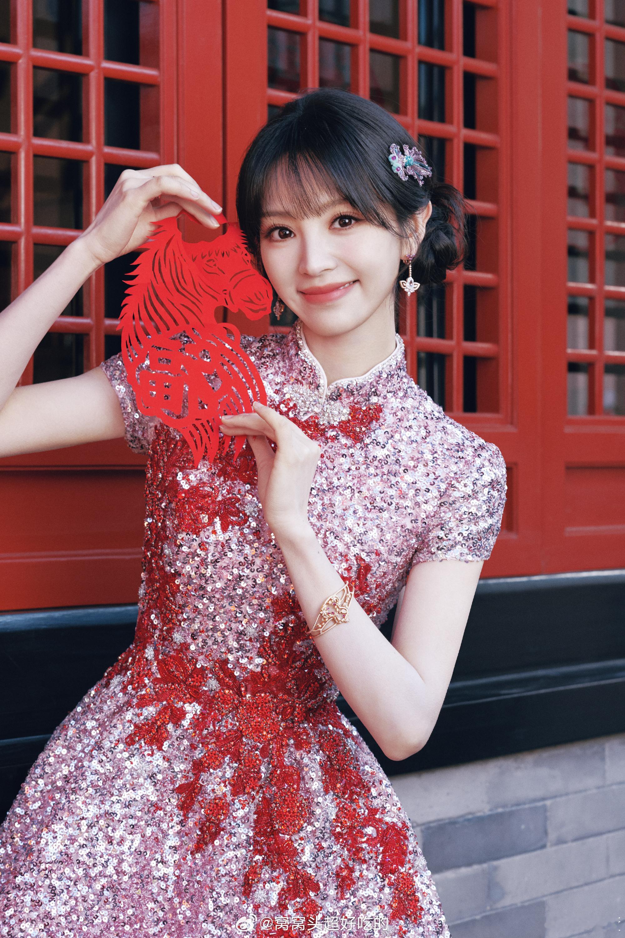 田曦薇给大家发了80000多红包..虽然我没抢到，但是这个细微很大方啊女明星里