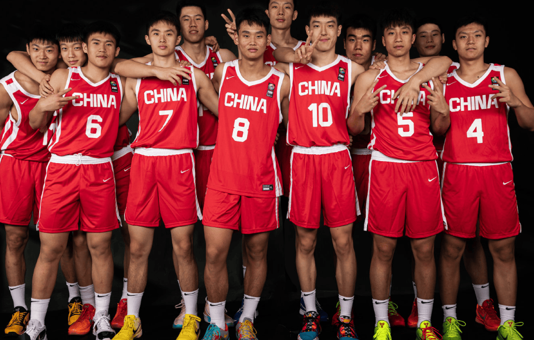 FIBA发问: 你认为今晚中国队和蒙古队谁会赢得胜利?