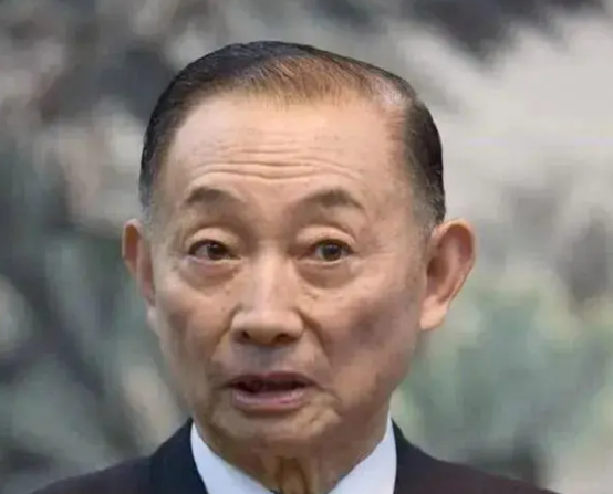 一次央视晚会上，主持人告诉李玉刚，梅葆玖就在台下。结果，李玉刚说了一句话，气得梅