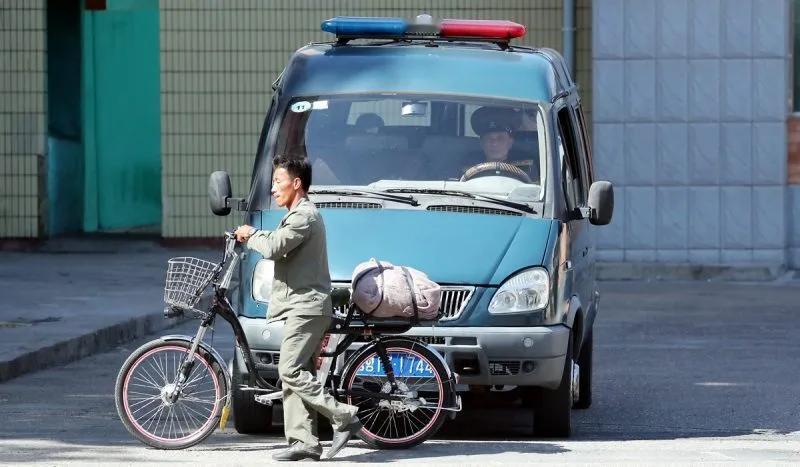 朝鲜一口气订两万辆中国电动自行车，真正让首尔警惕的，不是两万辆，也不是每辆两千多