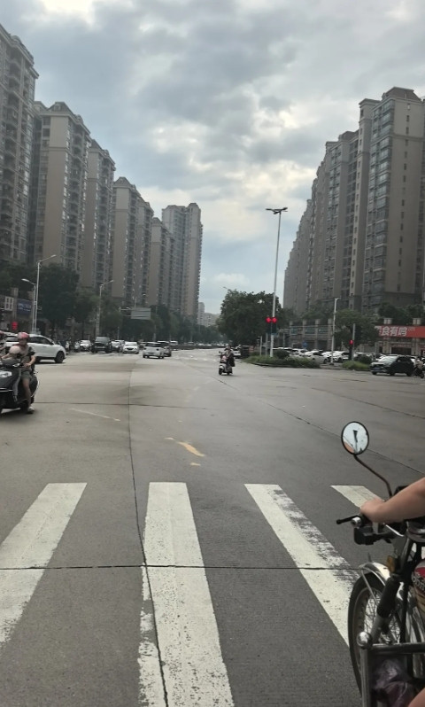百分之95的婚外情到最后一定是男人和小三狗咬狗的没有例外也绝对不会有例外