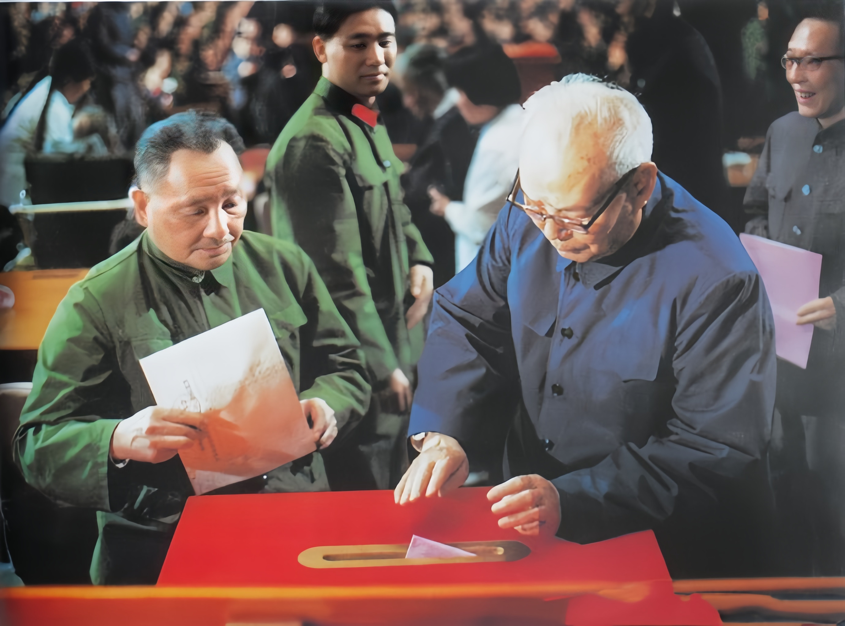 1975年，邓小平复出工作大力整顿，引起了四人帮的忌惮，王洪文居心叵测地说了一句