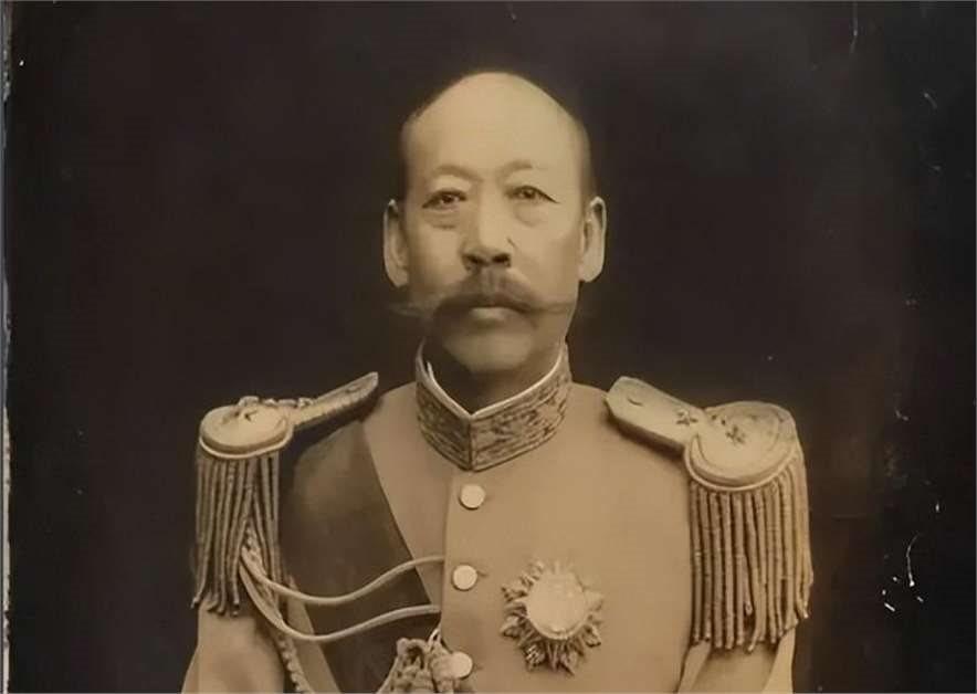 "曹三傻子"晚节考，一个贿选总统，为什么反而没当汉奸？1300万大洋买了个总