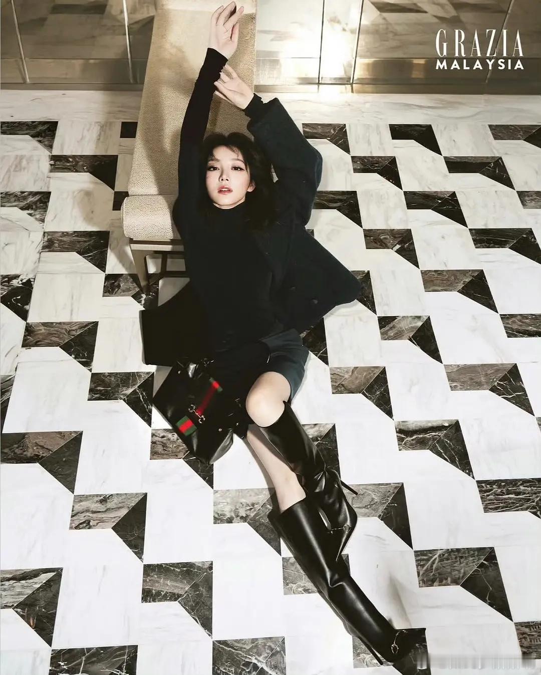 田曦薇确实还是有刘海才有辨识度​​​