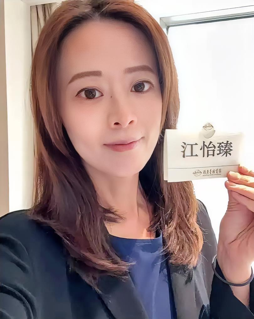 今天(4月12日)，随团访陆的中国国民党那位美女发言人江怡臻在脸书发文：这次收获