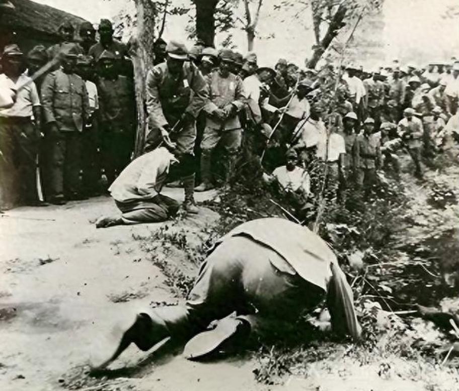 邱城惨案有多惨？档案记载：日军挑选年轻妇女，哭喊声划破夜空，1937年11