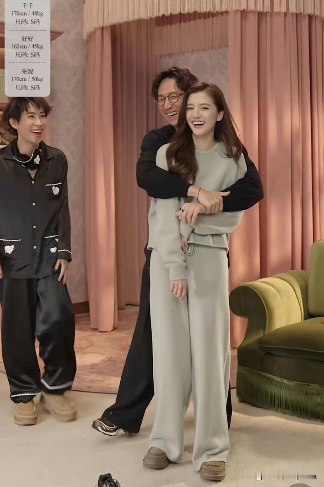 吴千语和施伯雄还挺甜的！看他俩在直播间的互动，感情确实不错啊。但是感觉男方爱