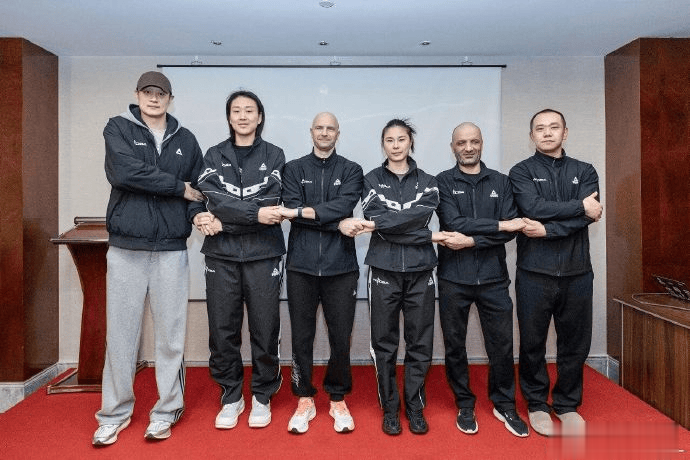 媒体人: 王思雨将兼任四川女篮助教, 大概率无缘国家队集训