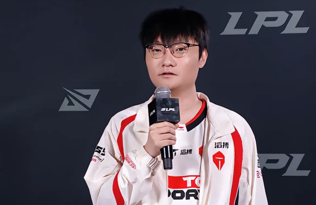 Tian:上一次常规赛遇到刘神以为是最后一次了，这次就吸取上次的教训，争取赢下