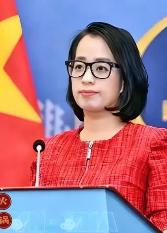 越南外交部发言人范秋姮重申：越南拥有充分的历史证据和法律依据，可以依据国际法主张