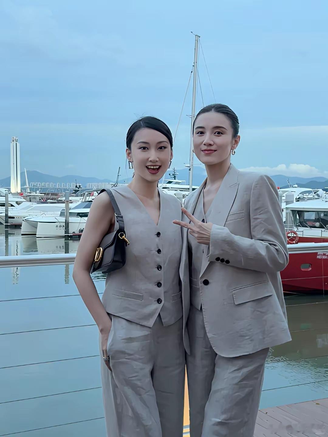 不是，宋佳这么直观的吗？？？真的好美啊，身材也这么好，值得拥有这么好的身价，羡慕